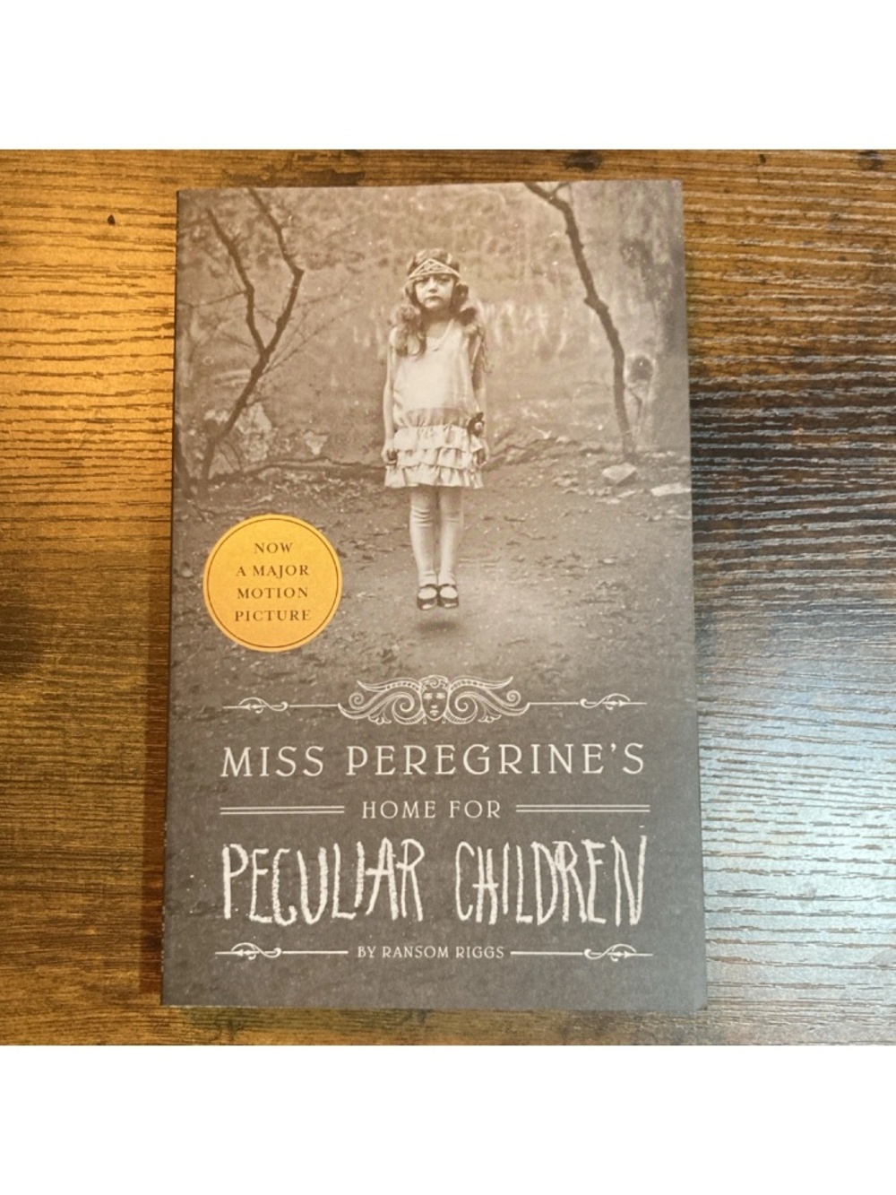 Miss Peregrine's Peculiar Children Boxed Set by Ransom Riggs - Paperback - Picture 6 of 11